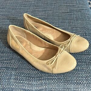Boc Tan and Metallic Gold Leather Ballet Flats 9M